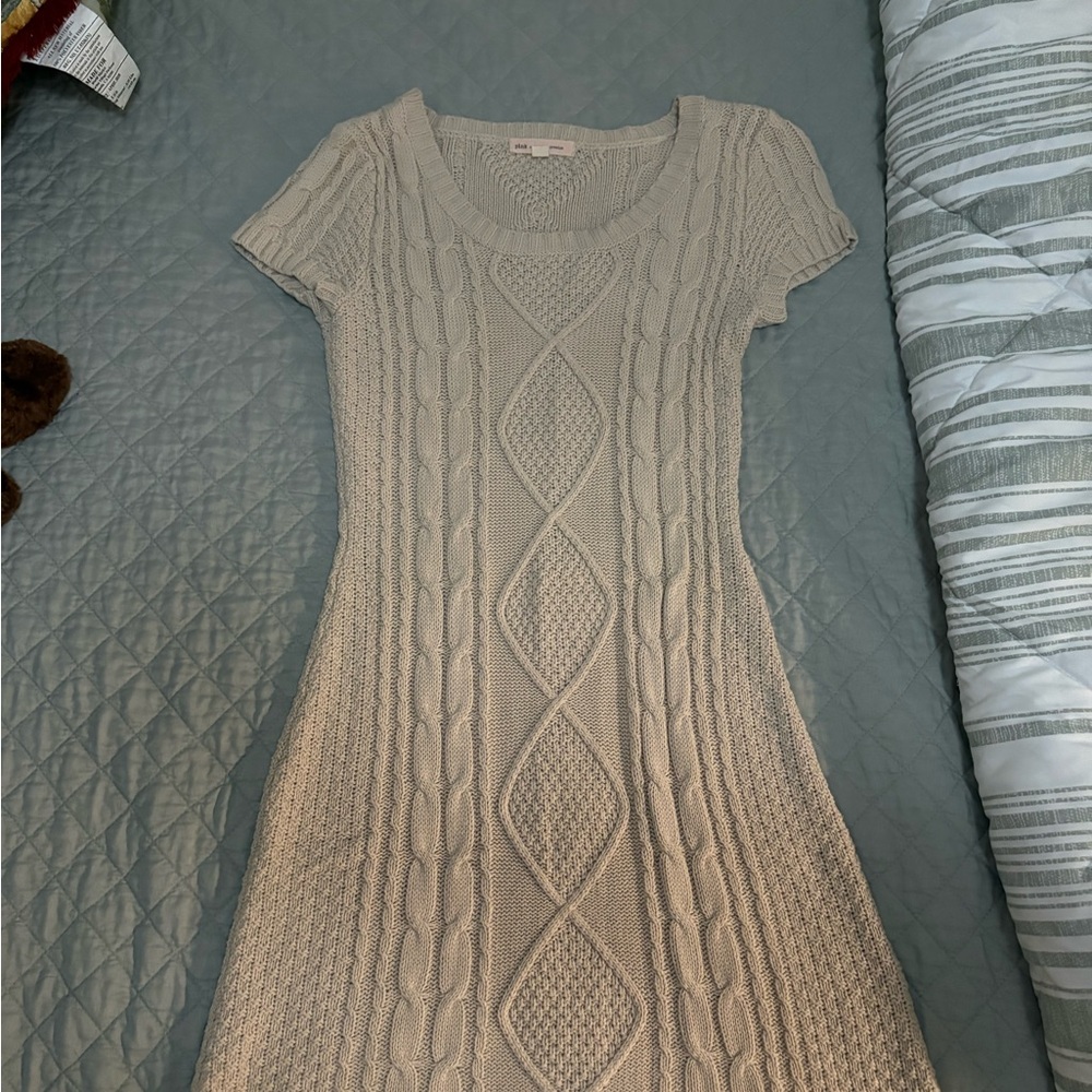 Elegant Cable Knit Dress